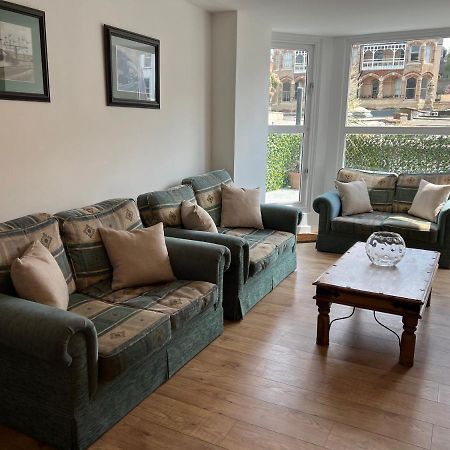 Beautiful Apartment,No 1, With Parking Ilfracombe Εξωτερικό φωτογραφία