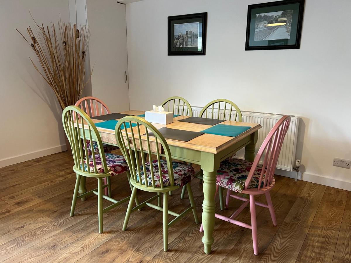 Beautiful Apartment,No 1, With Parking Ilfracombe Εξωτερικό φωτογραφία