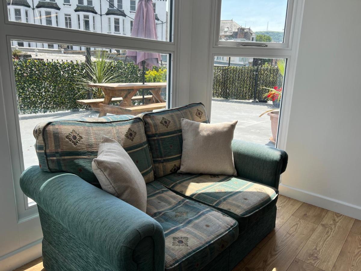 Beautiful Apartment,No 1, With Parking Ilfracombe Εξωτερικό φωτογραφία