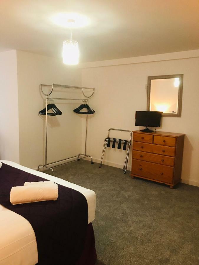 Beautiful Apartment,No 1, With Parking Ilfracombe Εξωτερικό φωτογραφία