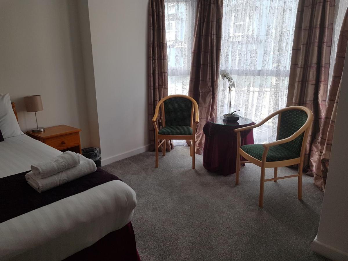 Beautiful Apartment,No 1, With Parking Ilfracombe Εξωτερικό φωτογραφία