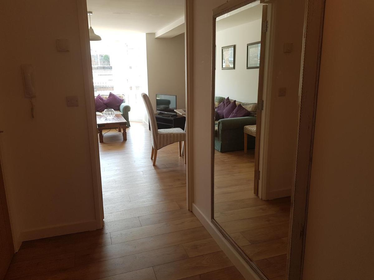 Beautiful Apartment,No 1, With Parking Ilfracombe Εξωτερικό φωτογραφία
